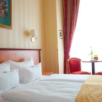 Двухместный (Классический двухместный номер с 1 кроватью) отеля Opera Suites, Вена