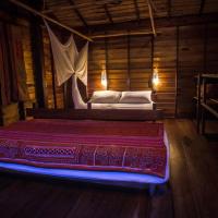 Номер (Просторное бунгало Breezy с видом на сад) курортного отеля Castaway Resort Koh Lipe, Ко-Липе