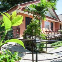 Вилла (Вилла Делюкс у бассейна) курортного отеля Andaman Seaside Resort, Пхукет