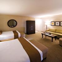 Сьюит (Суперлюкс с 2 кроватями размера «queen-size», вид на горы, для некурящих) курортного отеля Rio All-Suite Hotel & Casino, Лас-Вегас