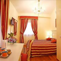 Семейный (Family Room with Canal View - Depandance) отеля Hotel San Luca Venezia, Венеция