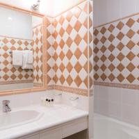 Четырехместный (Четырехместный номер) отеля Hotel Mogador, Париж