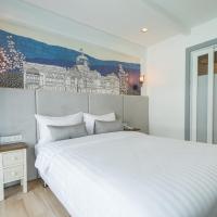 Двухместный (Staycation Offer - Deluxe Double Room with Balcony) отеля White Ivory Bed And Breakfast, Бангкок