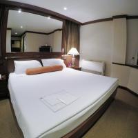 Двухместный (Стандартный номер с видом на город) отеля City Lodge Soi 9 Hotel, Бангкок