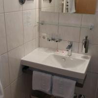 Двухместный (Двухместный номер с 2 отдельными кроватями) гостевого дома Pension Katrin, Зальцбург