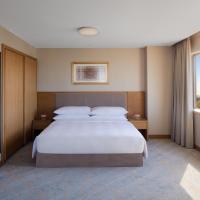 Апартаменты (Апартаменты «Премиум» с 1 спальней) апарт-отеля Hyatt Regency Galleria Residence Dubai, Дубай