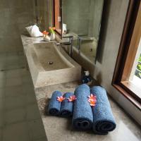 Двухместный (Двухместный номер Делюкс с 1 кроватью или 2 отдельными кроватями и видом на море) гостевого дома Adila Bali, Улувату