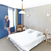 Двухместный (Улучшенный двухместный номер с 1 кроватью) отеля Hôtel Le Vieux Gréement, Ре