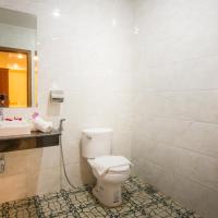 Двухместный (Двухместный номер Делюкс с 1 кроватью) отеля Samnang Laor Phnom Penh Hotel, Пномпень