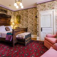 Двухместный (Queen Room with One Queen Bed, Private Bathroom and Garden View) отеля The Gables Bed and Breakfast Philadelphia, Филадельфия