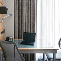 Трехместный (Улучшенный номер с кроватью размера «queen-size») отеля Club Quarters Hotel World Trade Center, Нью-Йорк