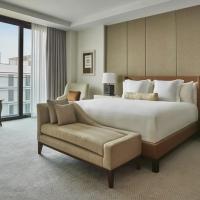 Сьюит (Люкс «Премьер» с кроватью размера «king-size») отеля Four Seasons Hotel Casablanca, Касабланка