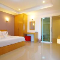 Трехместный (Трехместный номер Делюкс) отеля Leelawadee Naka, Пхукет