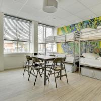 Четырехместный (Четырехместный номер с общей ванной комнатой) хостела Dutchies Hostel, Амстердам