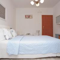 Студио (Номер-студио с террасой) апартаментов Apartments Gold, Будва