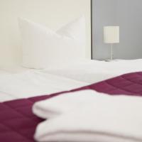 Апартаменты (Семейные апартаменты с балконом) апарт-отеля Karlito Apartmenthaus, Берлин