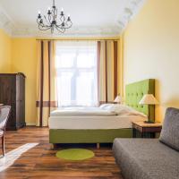 Четырехместный (Четырехместный номер) гостевого дома Hotel-Pension Michele, Берлин