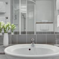 Двухместный (Улучшенный двухместный номер с 1 кроватью - Включен транзитный билет на общественный транспорт) отеля IntercityHotel Berlin Ostbahnhof, Берлин