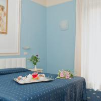 Двухместный (Номер Делюкс) отеля Hotel Augustus, Римини