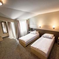 Двухместный (Двухместный номер с 2 отдельными кроватями и собственной ванной комнатой) отеля Hotel Kazimierz III, Краков