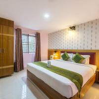 Двухместный ([Sanitized] Deluxe Double Room) отеля Treebo Akshaya Lalbagh Inn, Бангалор