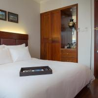 Двухместный (Улучшенный номер с кроватью размера «king-size», без окон) отеля Hanoi E Central Hotel, Ханой