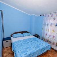 Трехместный (Трехместный номер «Комфорт») гостевого дома Guest House Vukmarković, Сутоморе