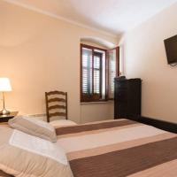 Двухместный (Двухместный номер с 1 кроватью и собственной ванной комнатой) хостела Hostel Kvarner, Риека