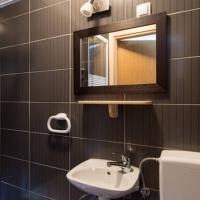 Семейный (Cемейный номер с собственной ванной комнатой) хостела Hostel Kvarner, Риека