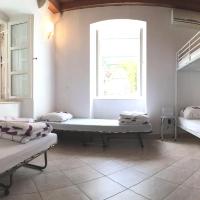Четырехместный (Четырехместный номер с общей ванной комнатой) хостела Hostel Angelina Old Town, Дубровник