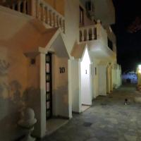 Студио (Трехместный номер-студио с балконом) гостевого дома Castellino Studios, Фалираки