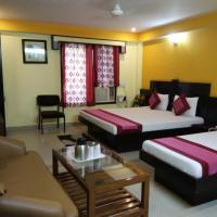 Семейный (Семейный номер) отеля Hotel Su Shree Continental, Нью-Дели