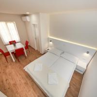 Четырехместный (Семейный номер с ванной комнатой) гостевого дома Idassa Atrium, Задар