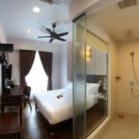 Двухместный (Улучшенный номер с кроватью размера «queen-size») отеля Hotel Richbaliz, Куала-Лумпур