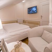 Апартаменты (Номер-студио в мансарде) апарт-отеля Revelton Suites Karlovy Vary, Карловы Вары