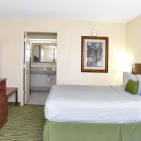 Двухместный (Номер с кроватью размера "king-size" - Для некурящих) отеля Best Western Orlando East Inn & Suites, Орландо