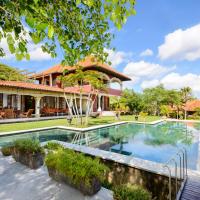 Вилла (Вилла «Мелати» с 3 спальнями и собственным бассейном) виллы Canang Sari Uluwatu Villas Bali, Улувату