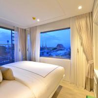 Сьюит (Люкс Riva Arun «Премиум» с гидромассажной ванной) отеля Riva Arun Bangkok, Бангкок