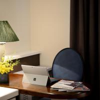 Двухместный (Двухместный номер Делюкс с 1 кроватью или 2 отдельными кроватями, вид на город) отеля The Chi Boutique Hotel, Ханой