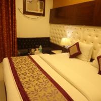 Двухместный (Двухместный номер Делюкс с 1 кроватью или 2 отдельными кроватями) отеля Hotel Station View, Нью-Дели