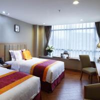 Двухместный (Улучшенный двухместный номер с 2 отдельными кроватями) отеля Guangzhou The Royal Garden Hotel, Гуанчжоу