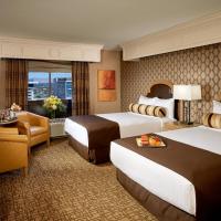 Двухместный (Номер «Башня Карсон Делюкс» с 2 двуспальными кроватями) курортного отеля Golden Nugget Hotel & Casino Las Vegas, Лас-Вегас