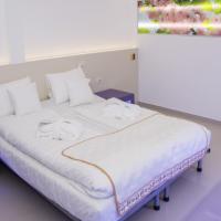 Двухместный (Двухместный номер Делюкс с 1 кроватью) отеля Hotel Christina Plus, Бухарест