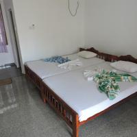 Двухместный (Двухместный номер Делюкс с 1 кроватью) отеля Thirumalai Park, Нилавели