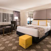 Сьюит (Представительский люкс Julius с 1 кроватью размера «king-size») курортного отеля Caesars Palace Hotel & Casino, Лас-Вегас