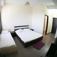 Трехместный (Трехместный номер) хостела Grande Palace, Бухарест