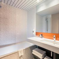 Семейный (Специальное предложение - Семейный номер) отеля Hôtel Mercure Marne-la-Vallée Bussy St Georges, Серри