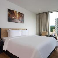 Сьюит (Junior Suite with City View and Pool Access) отеля Cititel Central Saigon, Хошимин