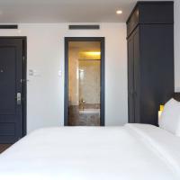 Двухместный (Deluxe Double Room with City View and Pool Access) отеля Cititel Central Saigon, Хошимин
