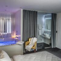 Двухместный (Двухместный номер с 1 кроватью и гидромассажной ванной) отеля Hotel Forty Two, Загреб